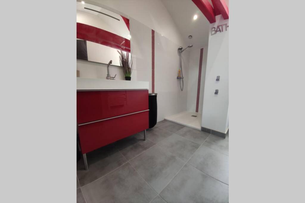 Loft 5* Centre, Terras. Park Babyfoot Clim Velos Villa *